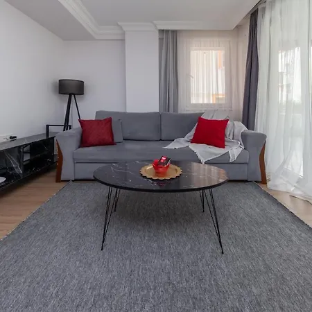 Heavenly 1 Bedroom Garden Terrace Flat In Canakkale Center 250m To Sea And Nearby Beaches K2 公寓