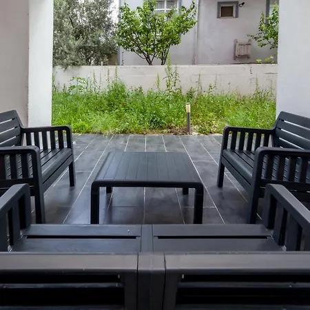 公寓 Heavenly 1 Bedroom Garden Terrace Flat In Canakkale Center 250m To Sea And Nearby Beaches K2 *