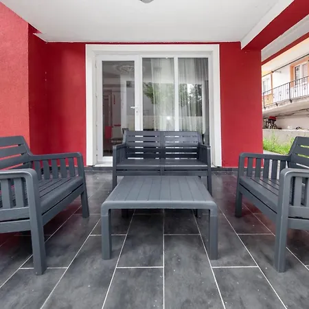 Heavenly 1 Bedroom Garden Terrace Flat In Canakkale Center 250m To Sea And Nearby Beaches K2 *