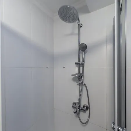 Heavenly 1 Bedroom Garden Terrace Flat In Canakkale Center 250m To Sea And Nearby Beaches K2 公寓