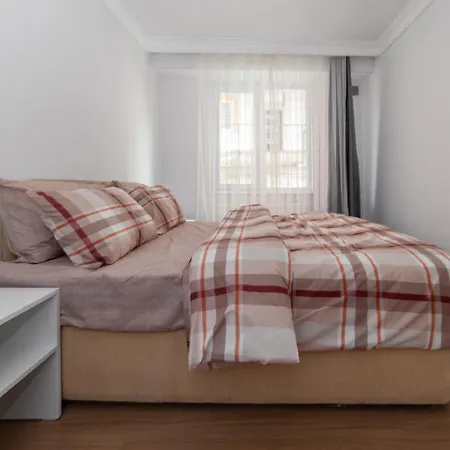 公寓 Heavenly 1 Bedroom Garden Terrace Flat In Canakkale Center 250m To Sea And Nearby Beaches K2